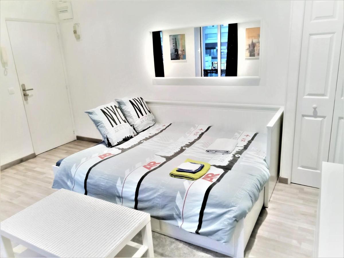Appartement Proche Centre Ville, Gare Et Autoroute Melun Zewnętrze zdjęcie