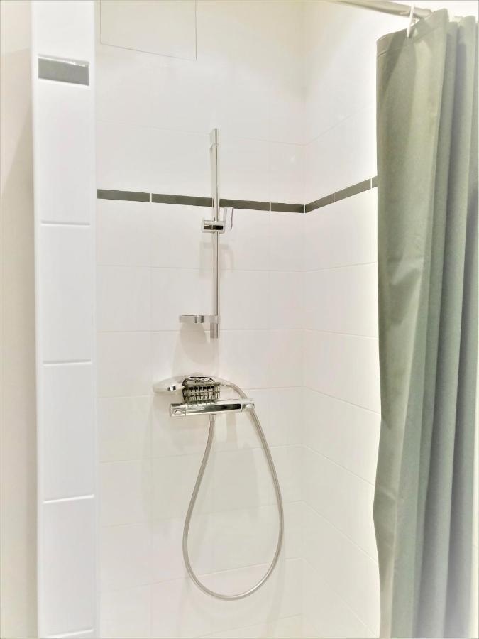 Appartement Proche Centre Ville, Gare Et Autoroute Melun Zewnętrze zdjęcie