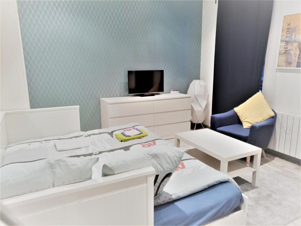 Appartement Proche Centre Ville, Gare Et Autoroute Melun Zewnętrze zdjęcie