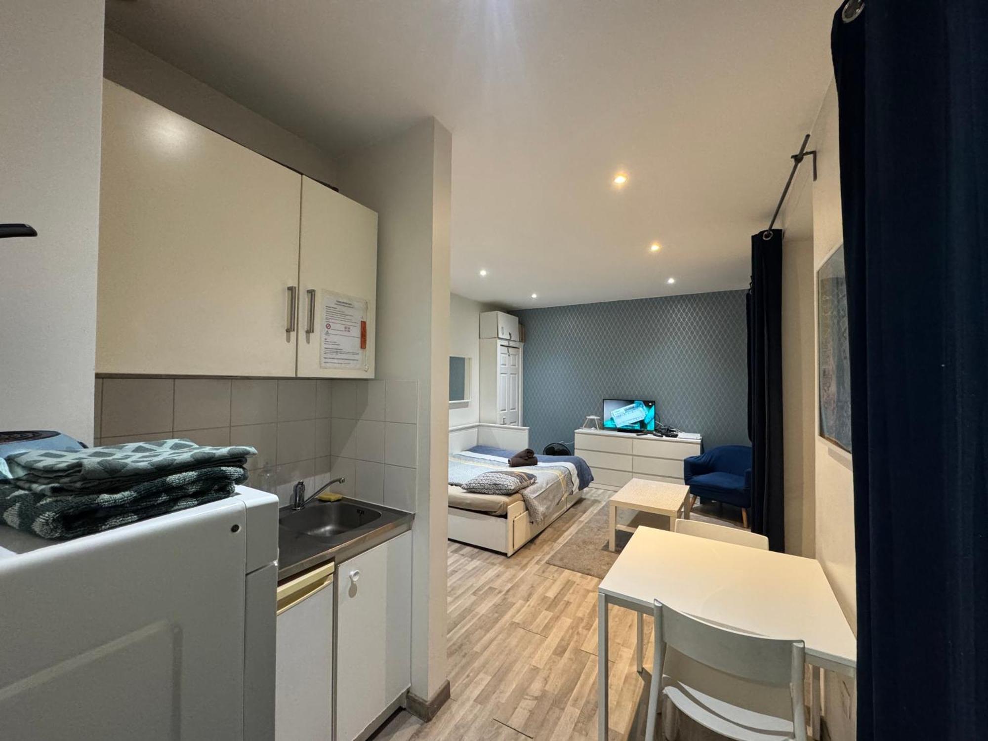 Appartement Proche Centre Ville, Gare Et Autoroute Melun Zewnętrze zdjęcie
