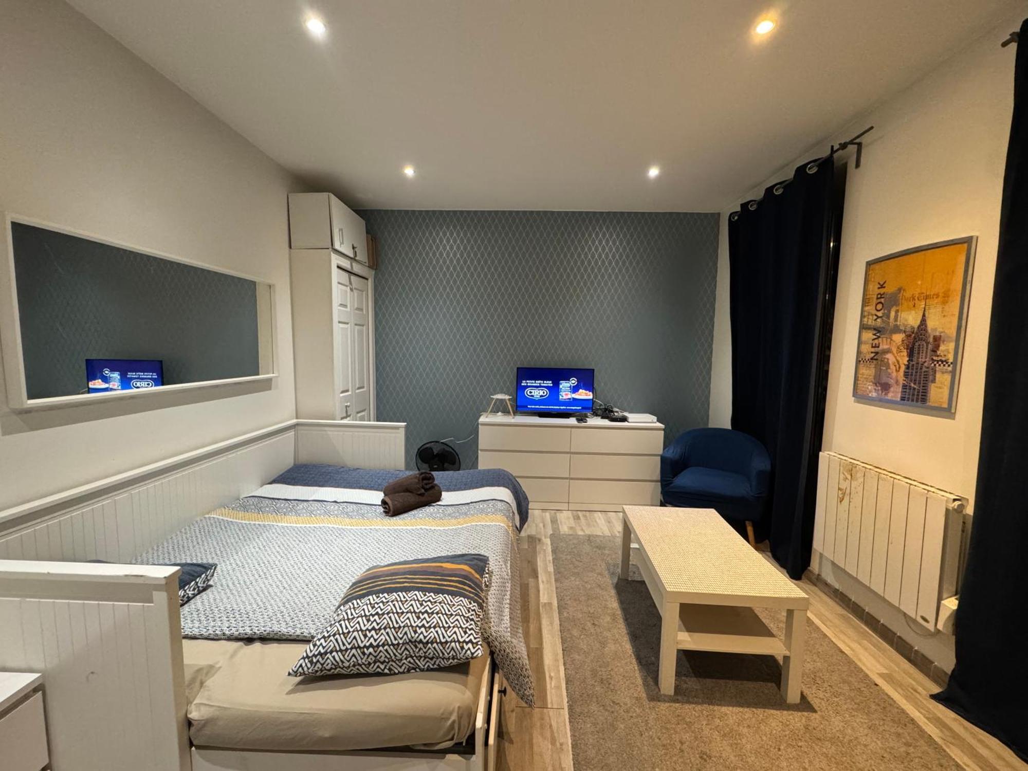 Appartement Proche Centre Ville, Gare Et Autoroute Melun Zewnętrze zdjęcie